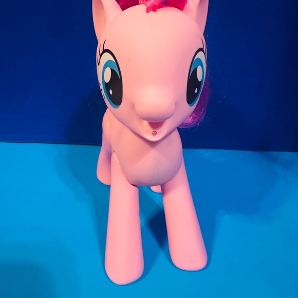 My Little Pony Oh My Giggles Pinkie Pie Interactive Toy w/Sound & Movement WORKS - Picture 7 of 10